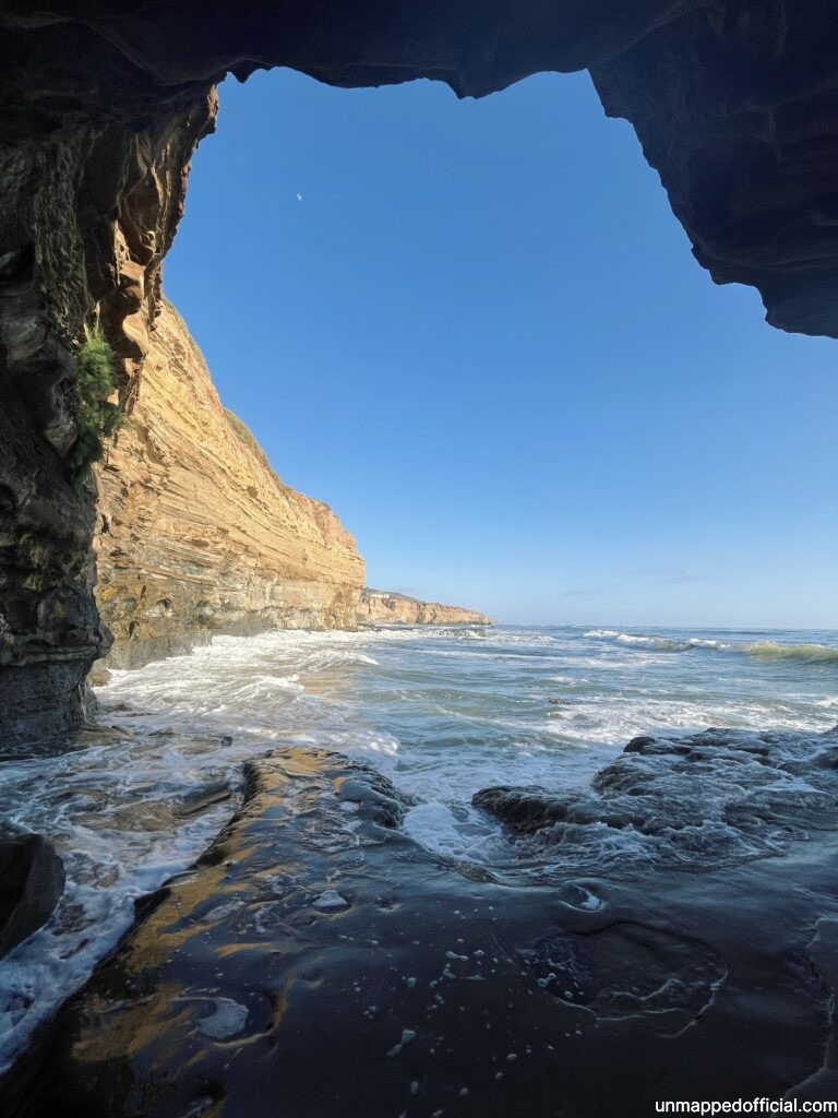 view from sunset cliffs cave in san diego